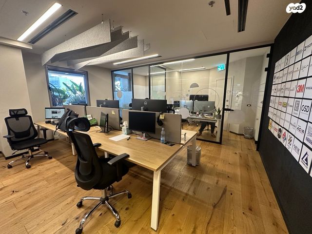 משרדים, דרך מנחם בגין 7, בורסה, רמת גן
