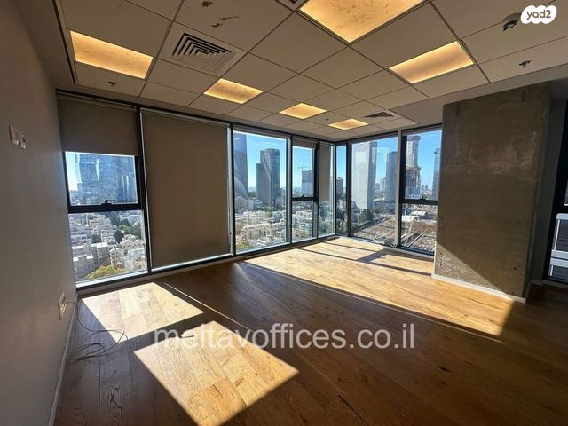 יגאל אלון 94