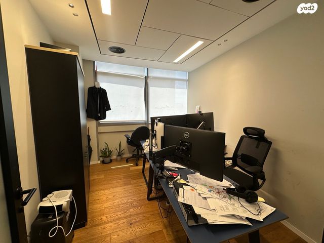 משרדים, דרך מנחם בגין 7, בורסה, רמת גן