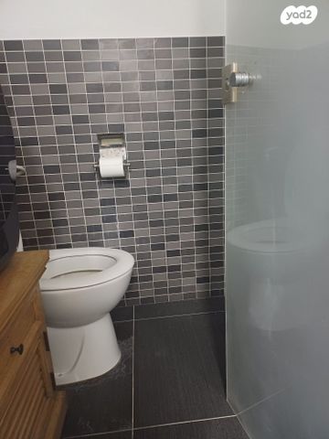 חנויות/ שטח מסחרי, הרצליה