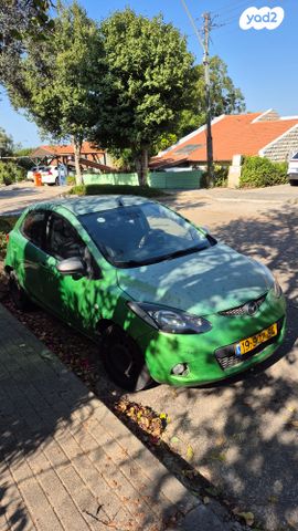 מודעת רכב מאזדה 2