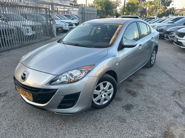 מאזדה 3