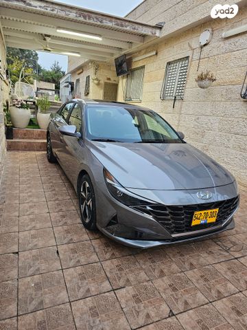 יונדאי אלנטרה