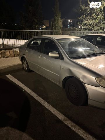 טויוטה קורולה