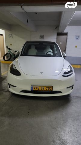 מודעת רכב טסלה מודל Y