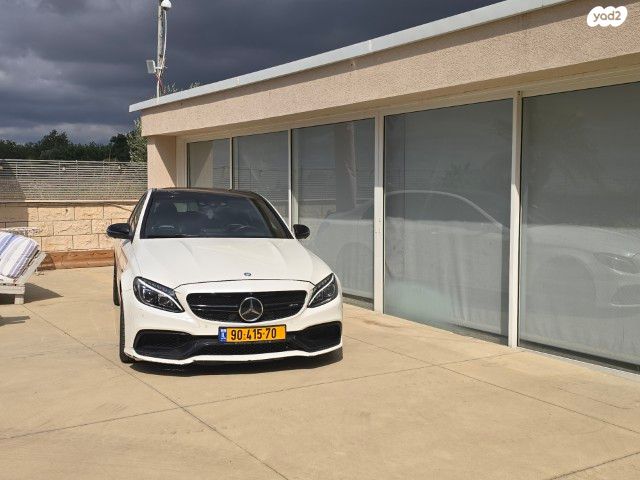 מודעת רכב מרצדס-בנץ C-class