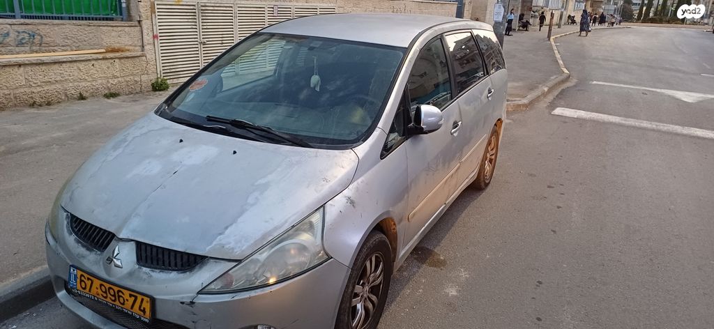 מודעת רכב מיצובישי גרנדיס