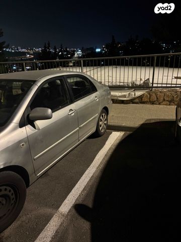 טויוטה קורולה
