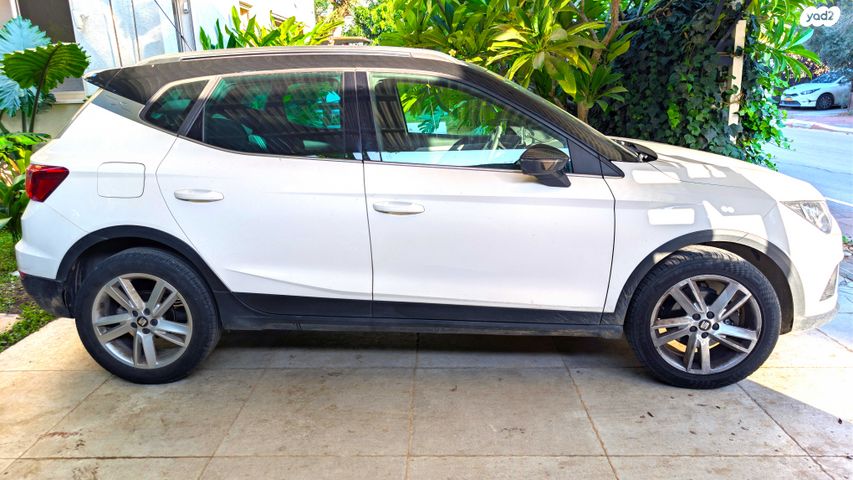 מודעת רכב סיאט ארונה