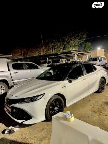 טויוטה קאמרי