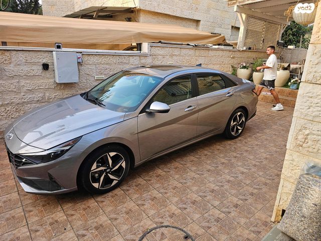 יונדאי אלנטרה