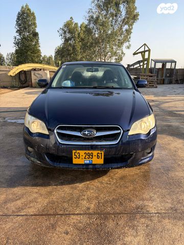 סובארו B4/לגאסי