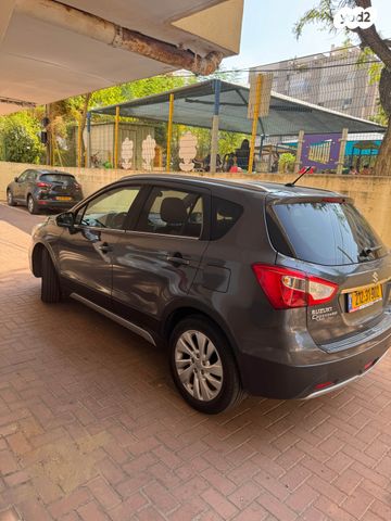 סוזוקי קרוסאובר