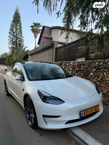 טסלה מודל 3