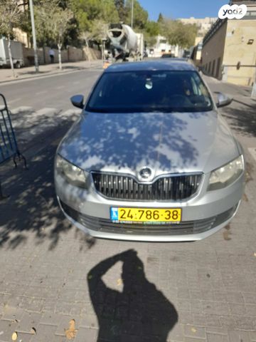 סקודה אוקטביה 