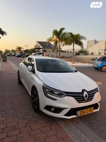 רנו מגאן