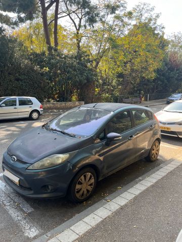 מודעת רכב פורד פיאסטה