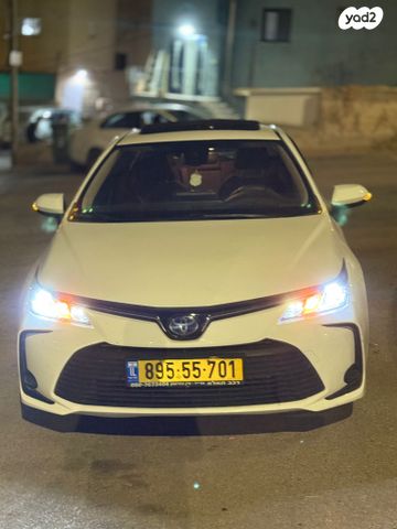 מודעת רכב טויוטה קורולה