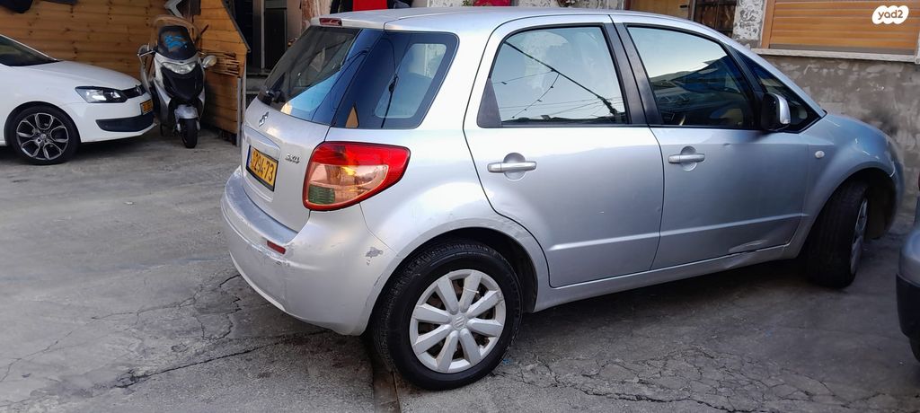 סוזוקי SX4