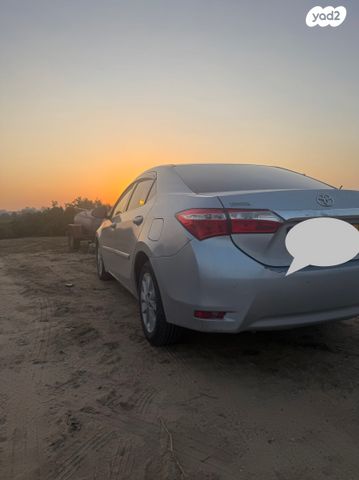 מודעת רכב טויוטה קורולה