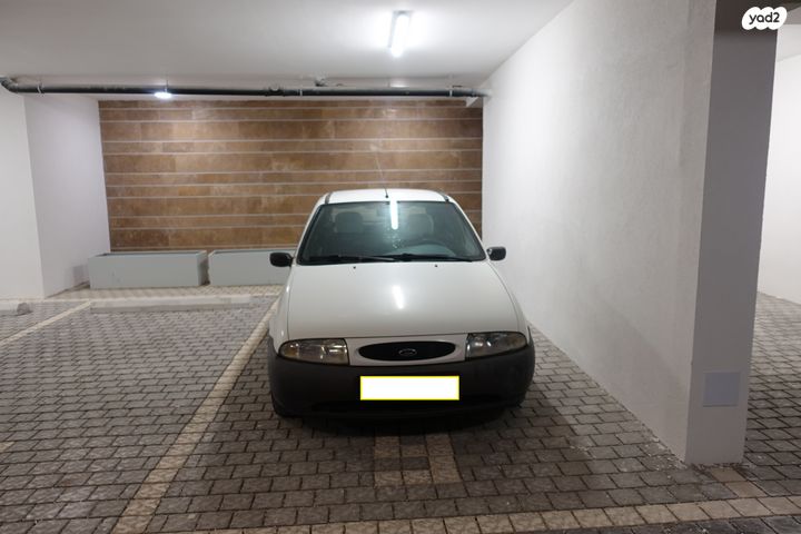 מודעת רכב פורד פיאסטה