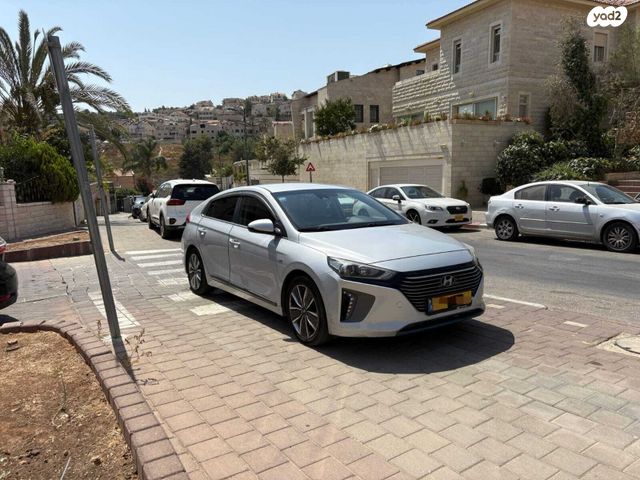 מודעת רכב יונדאי איוניק