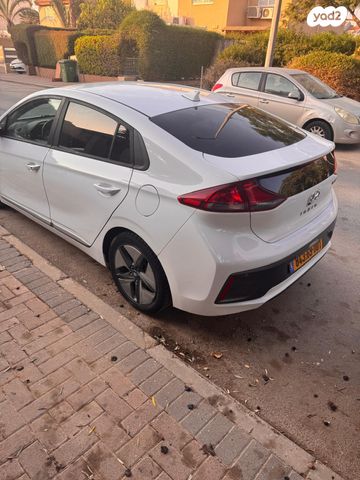 יונדאי איוניק