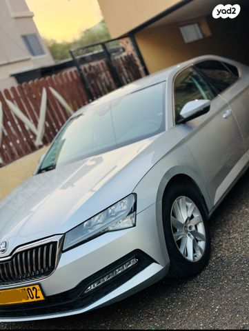 מודעת רכב סקודה סופרב