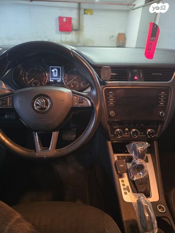 סקודה אוקטביה