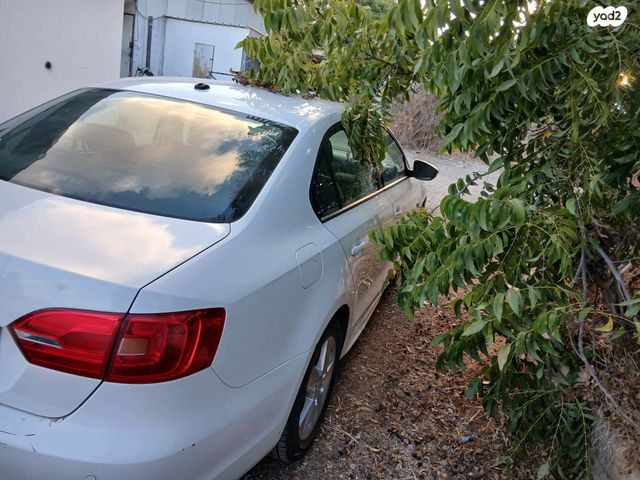 מודעת רכב פולקסווגן ג'טה 