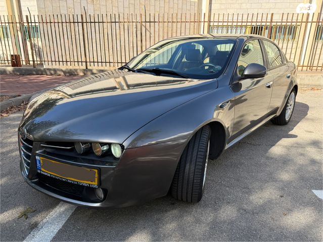 אלפא רומיאו 159