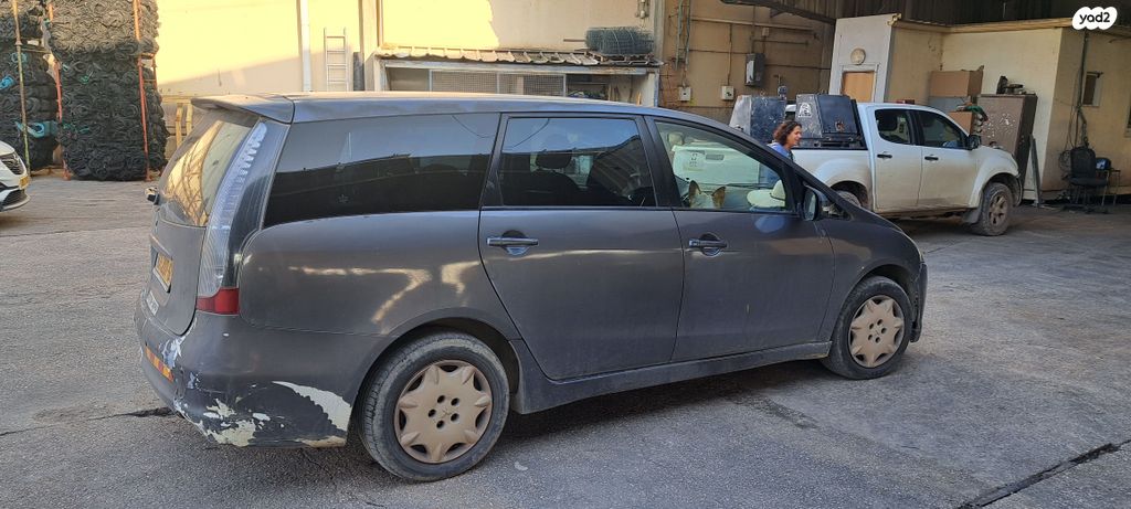 מיצובישי גרנדיס