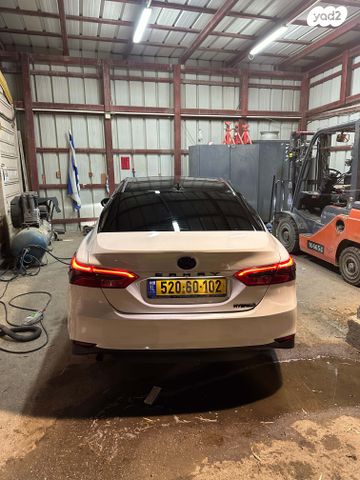 טויוטה קאמרי