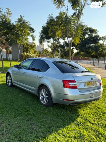 סקודה אוקטביה 