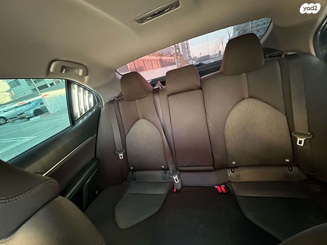 טויוטה קאמרי