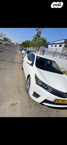 טויוטה קורולה