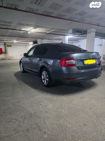 סקודה אוקטביה