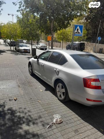 סקודה אוקטביה 