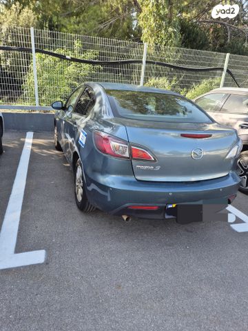 מאזדה 3