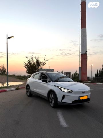 מודעת רכב ג׳ילי Geometry C