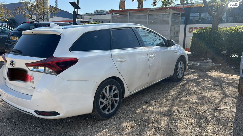 טויוטה אוריס