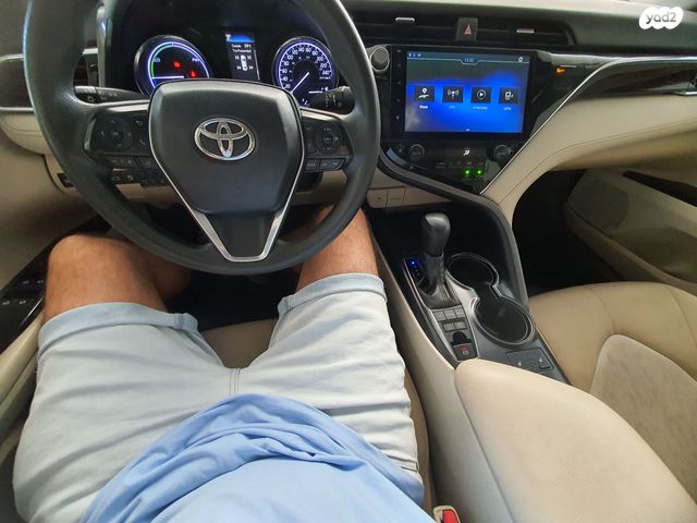 טויוטה קאמרי