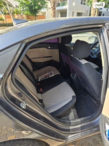 יונדאי אקסנט i25