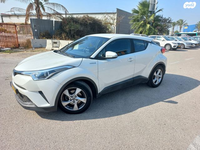 טויוטה C-HR