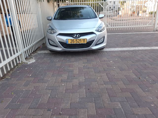 יונדאי i30