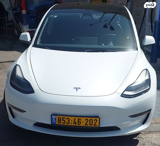 טסלה מודל 3