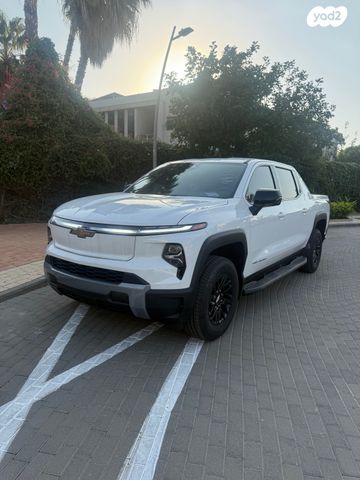 מודעת רכב שברולט סילברדו EV