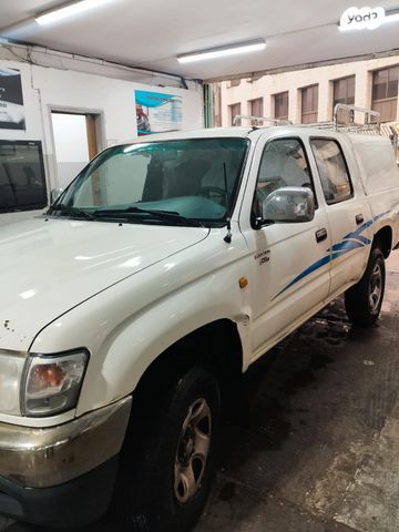 מודעת רכב טויוטה היילקס