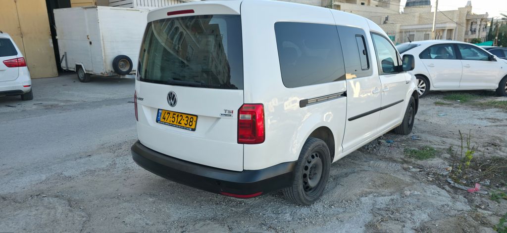 פולקסווגן קאדי