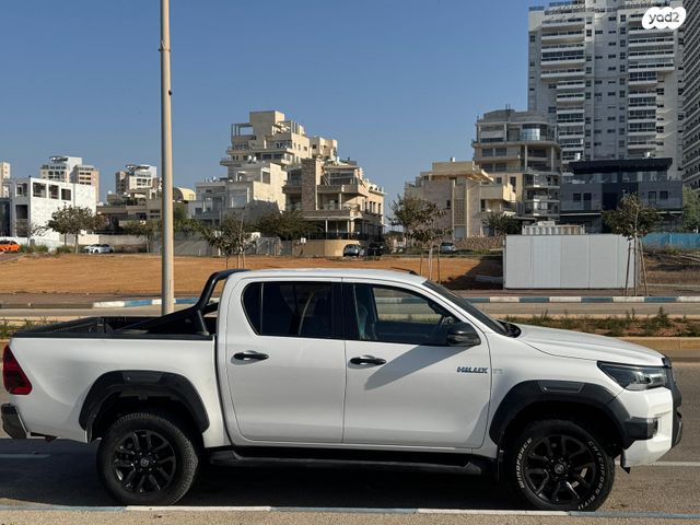 מודעת רכב טויוטה היילקס